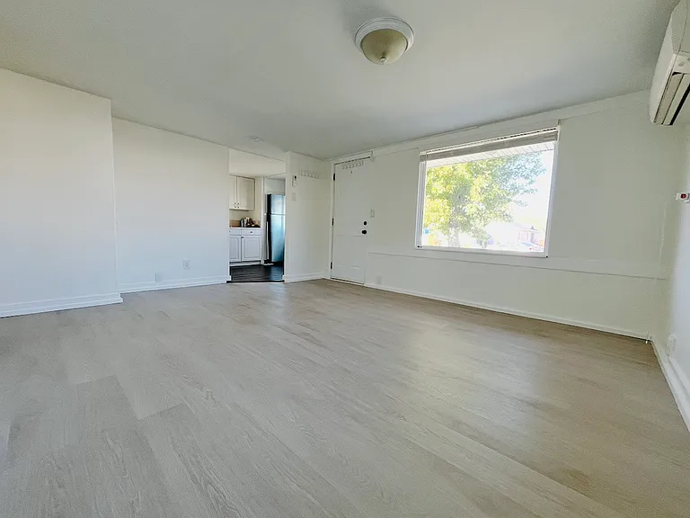 344 Sanford Ave — Photo 7