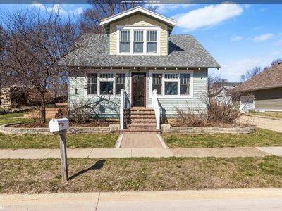 9 S 15th St, Clear Lake, IA, 50428