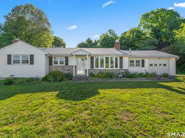 5 Harbor Ridge Road, Danbury, CT 06811
