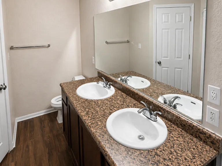3907 Littlerock Dr — Photo 11