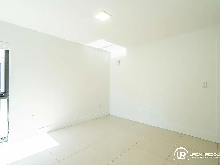 1971 Bay Dr #124 — Photo 20