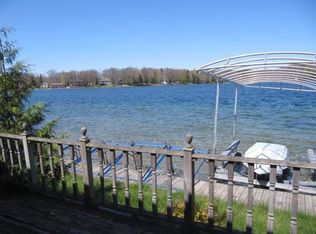 9430 Pigeon Lake Rd, Valders, WI 54245