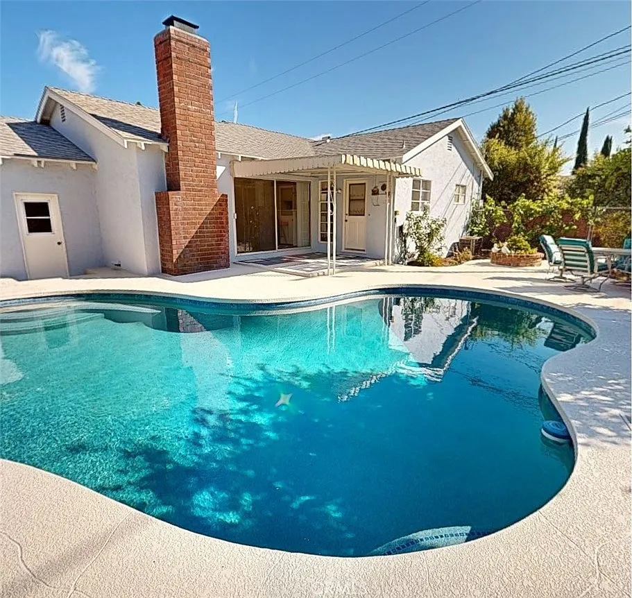 3 bed, 1406 sqft, $4,500 — Photo 4