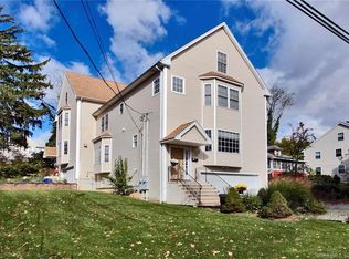 414 Castle Ave UNIT 414, Fairfield, CT 06825