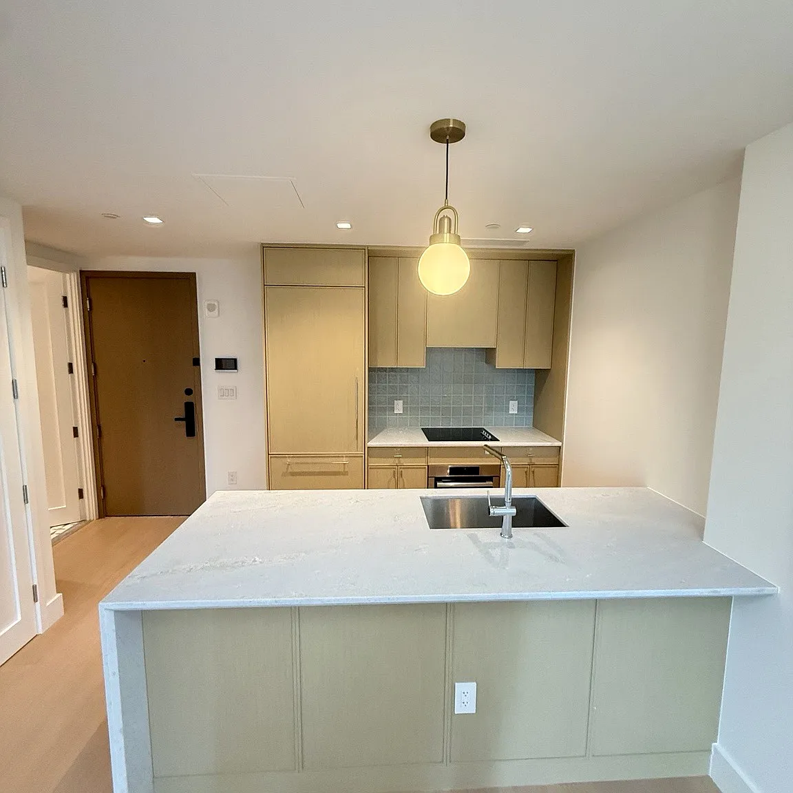 24-01 Queens Plaza North — Photo 2