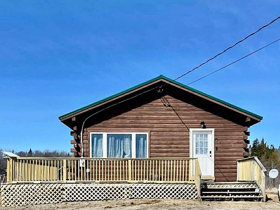 3rd image of 552 Number Nine Road