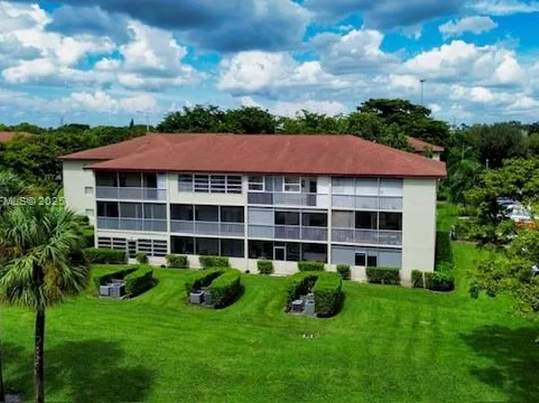 150 SW 134th Way APT 203R, Pembroke Pines, FL 33027