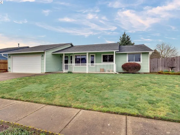 167 S 27th Ave, Cornelius, OR 97113