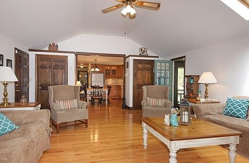4th image of 5 Northwood Dr