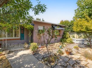 1536 Madrona Ave, Saint Helena, CA 94574