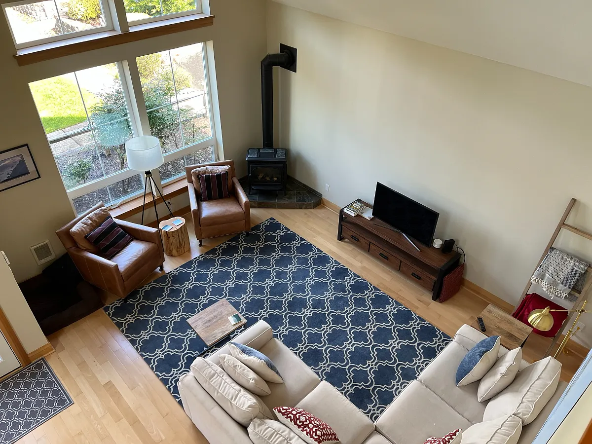 3 bed, 1914 sqft, $3,500 — Photo 2