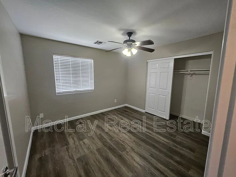 25850 W Pleasant Ln — Photo 18