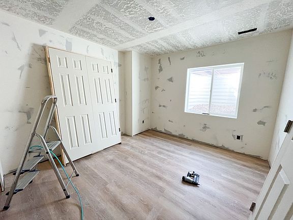4th image of 939 W 550 S #Basement