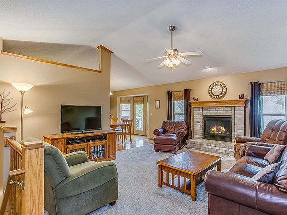 5th image of 2431 N Regency Lakes Ct