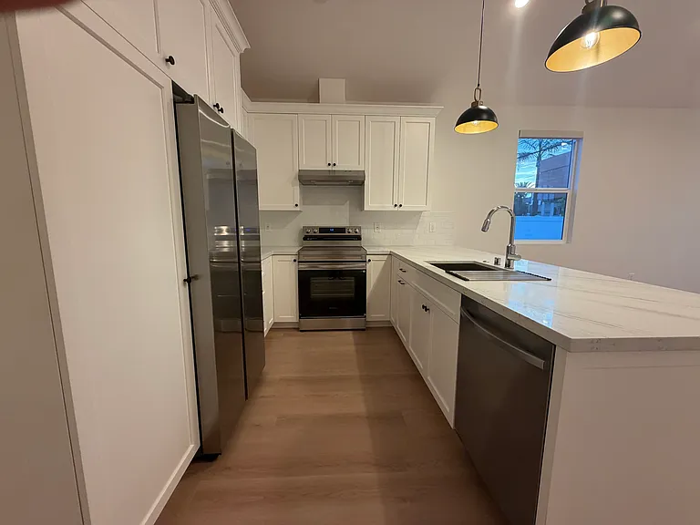 1140 N Buena Vista St #1142 — Photo 17
