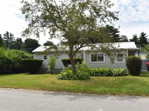 22 A Street, Seabrook, NH 03874