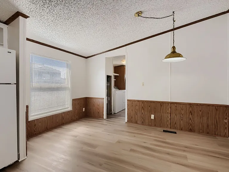 6105 Berthelot Ln — Photo 3