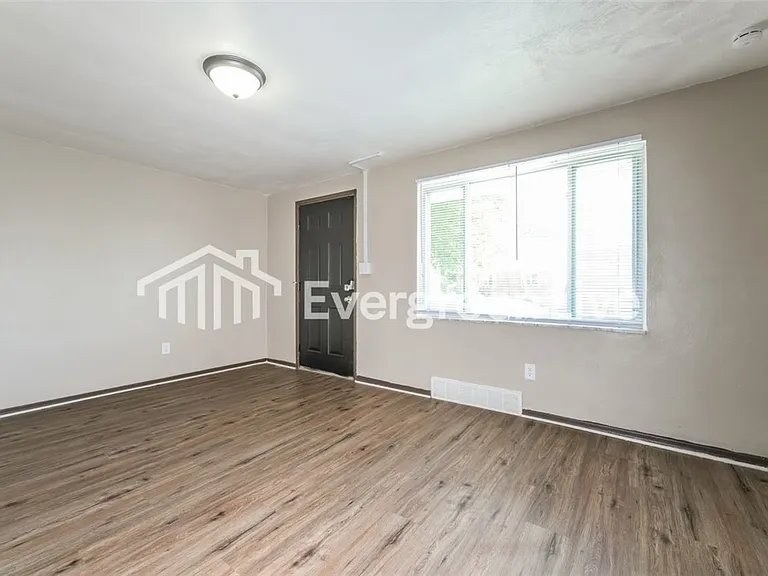 522 Guylyn Dr #1 — Photo 2