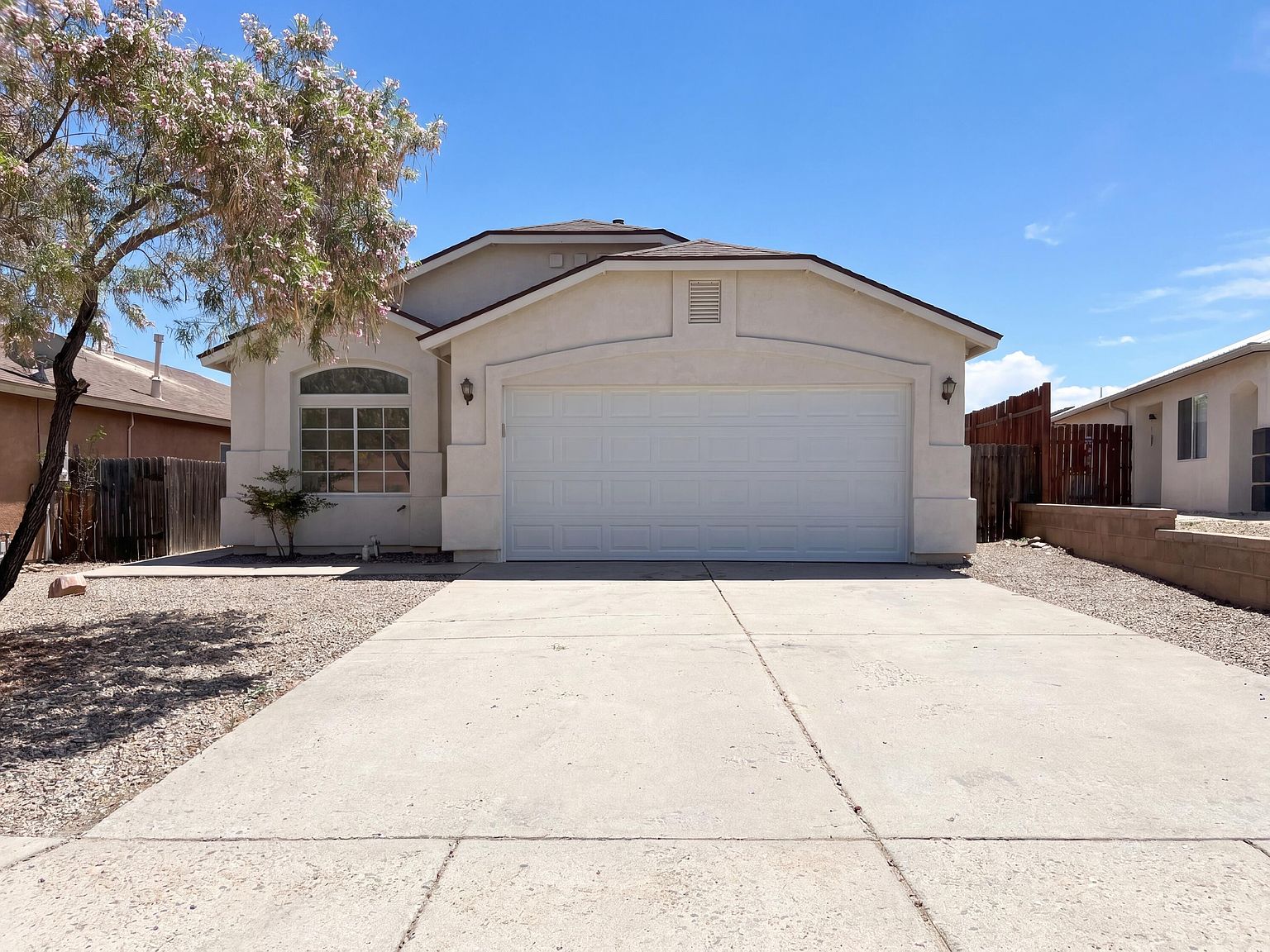 A出品 6948 Angela Dr NE, Rio Rancho, NM 87144 | MLS #1104909 | Zillow