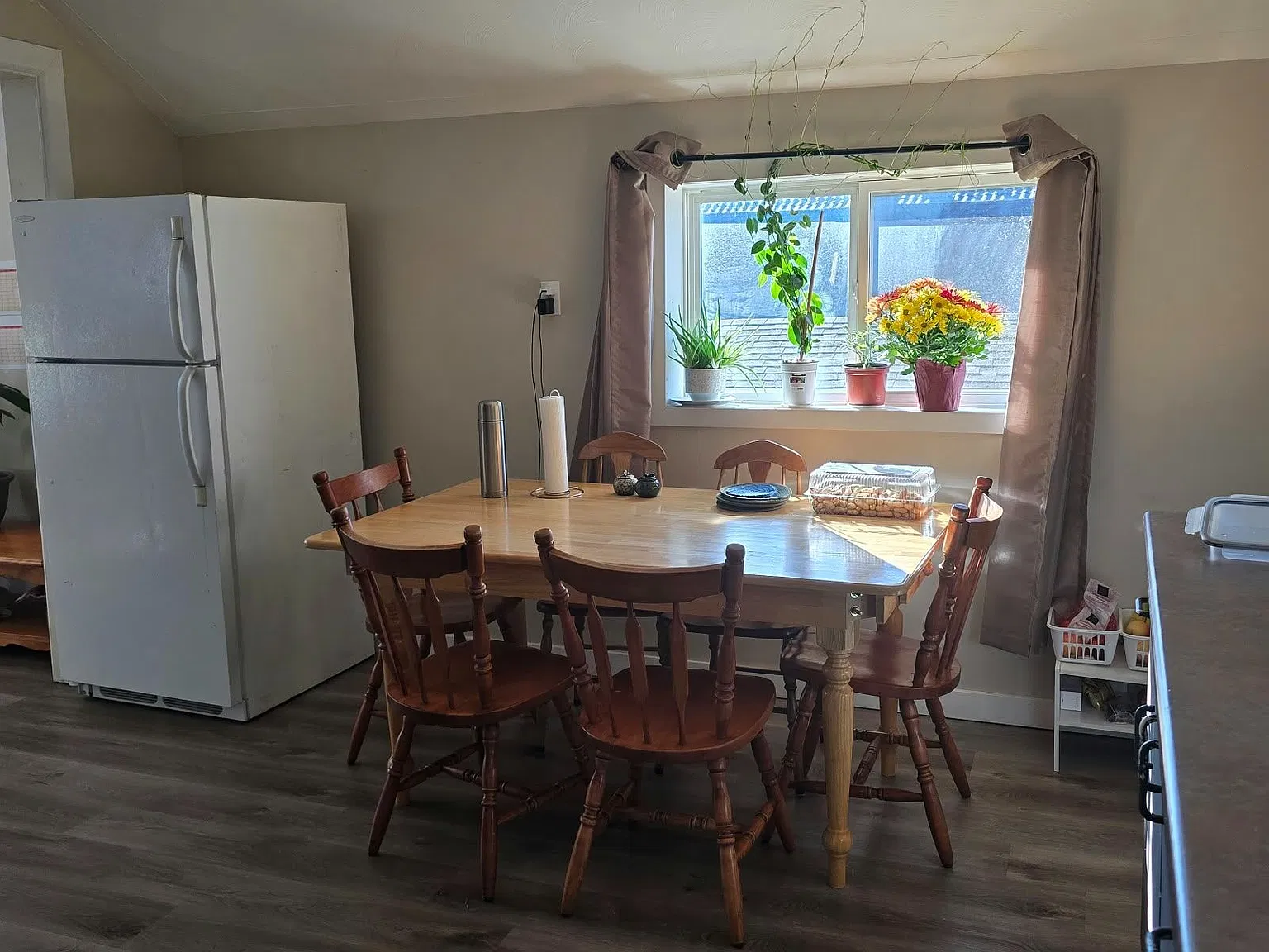 2 bed, $1,550 — Photo 2