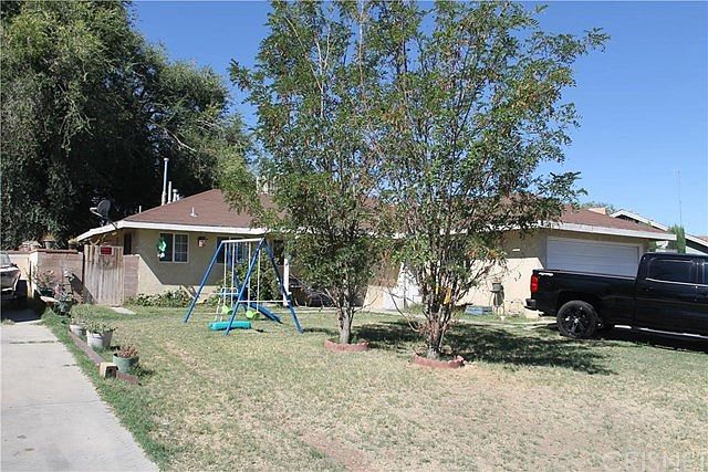 1st image of 1420 W Avenue H13
