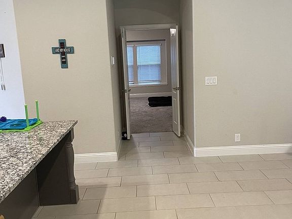 3rd image of 1120 Canterbury Ln