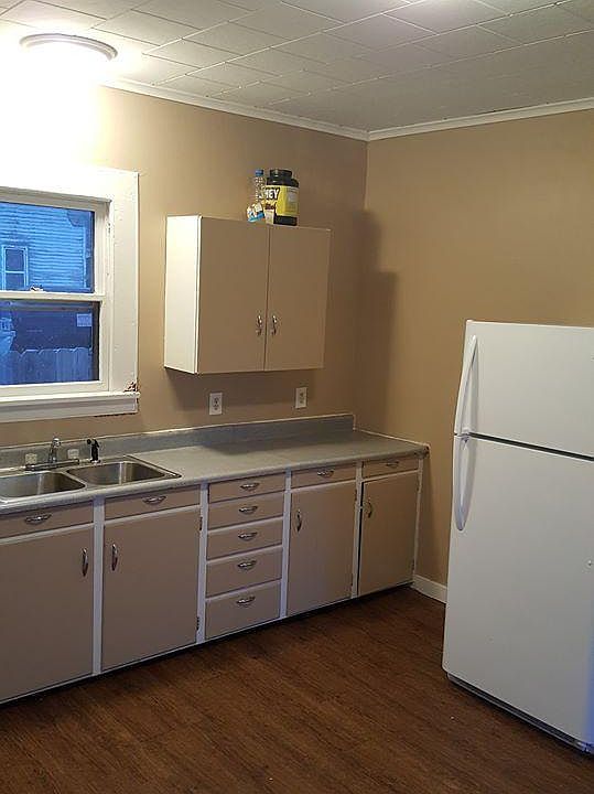 201 N 10th St, Herrin, IL 62948 Zillow