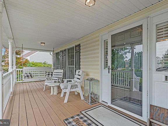 5th image of 43187 Rockfield Ct