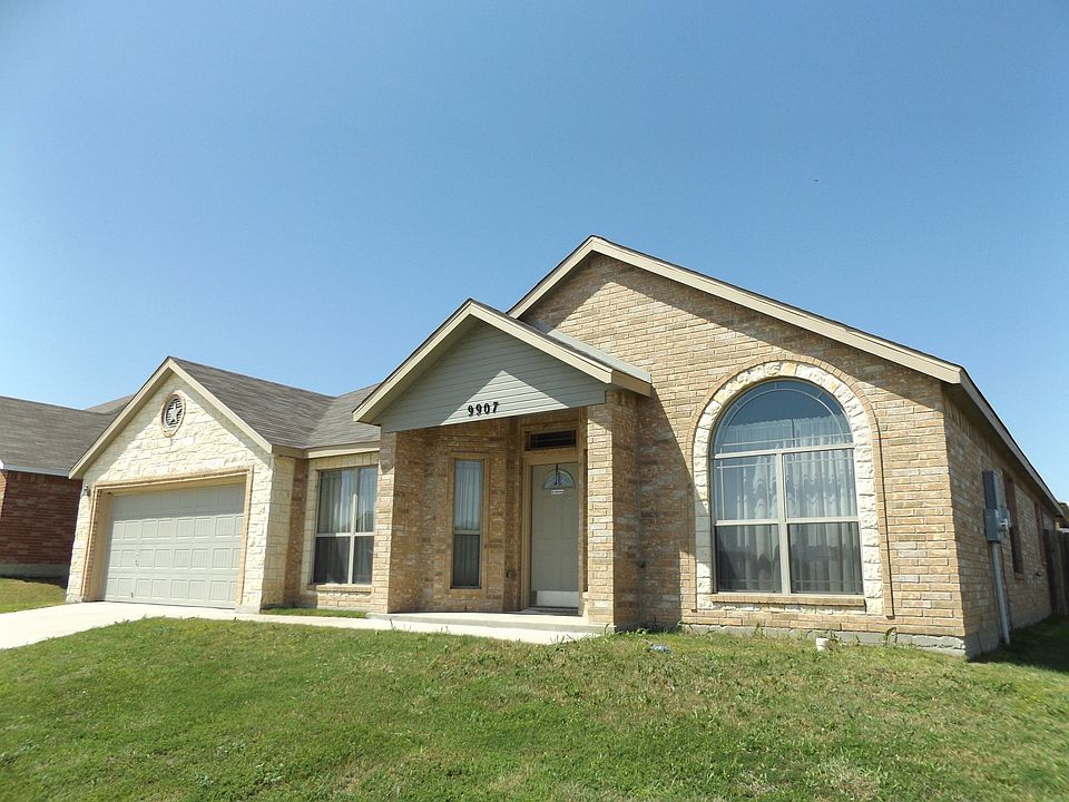 1st image of 9907 Diana Dr