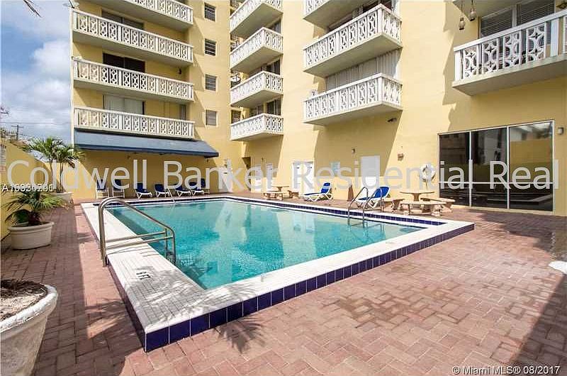 1st image of 1020 Meridian Ave APT 305