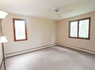 32 Castlewood Rd, Weatogue, CT 06089