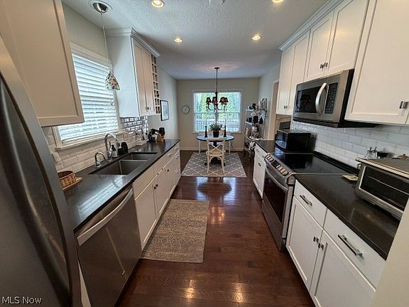 2nd image of 130 Royal Troon Dr SE
