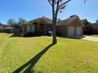 1805 Village Court Ln, Rosenberg, TX 77471