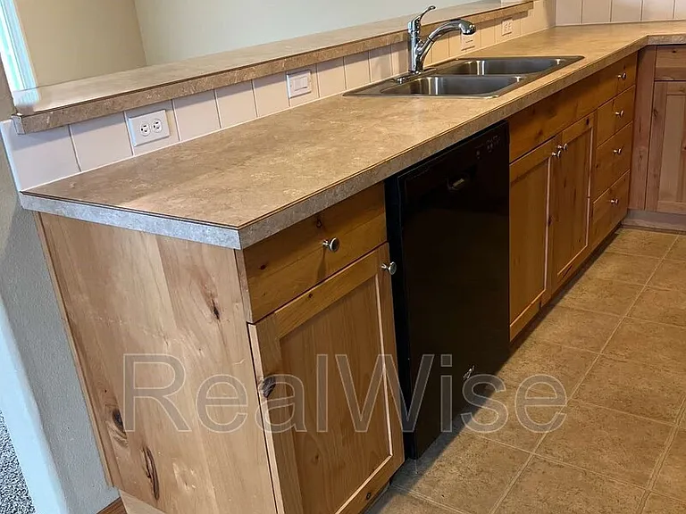 2885 SW Indian Cir — Photo 14