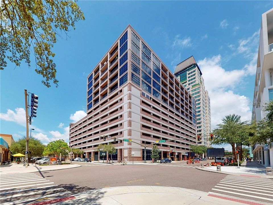 1st image of 175 2nd St S APT 1007