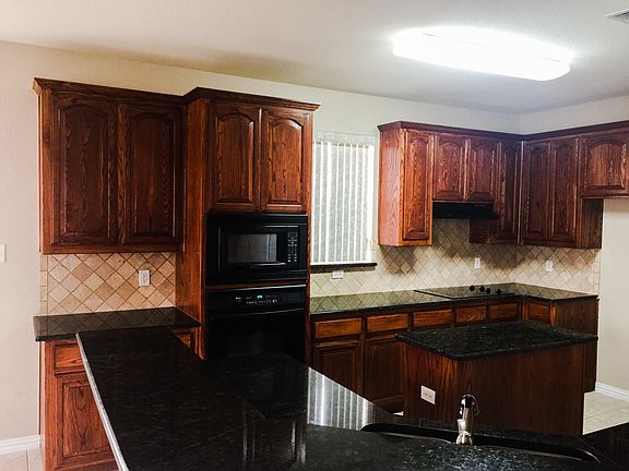 5th image of 2205 Kingsley Dr