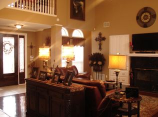 1010 Grand Oaks Ct, China Spring, TX 76633