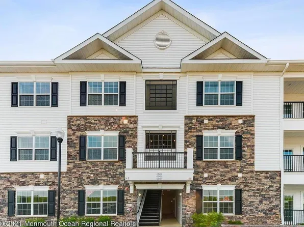 1014 Vanderbergh Blvd #1014, Monroe Township, NJ 08831