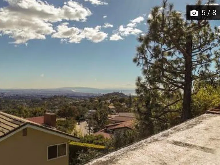 Views of Santa Monica Bay, Palos Verdes and Catalina Island.