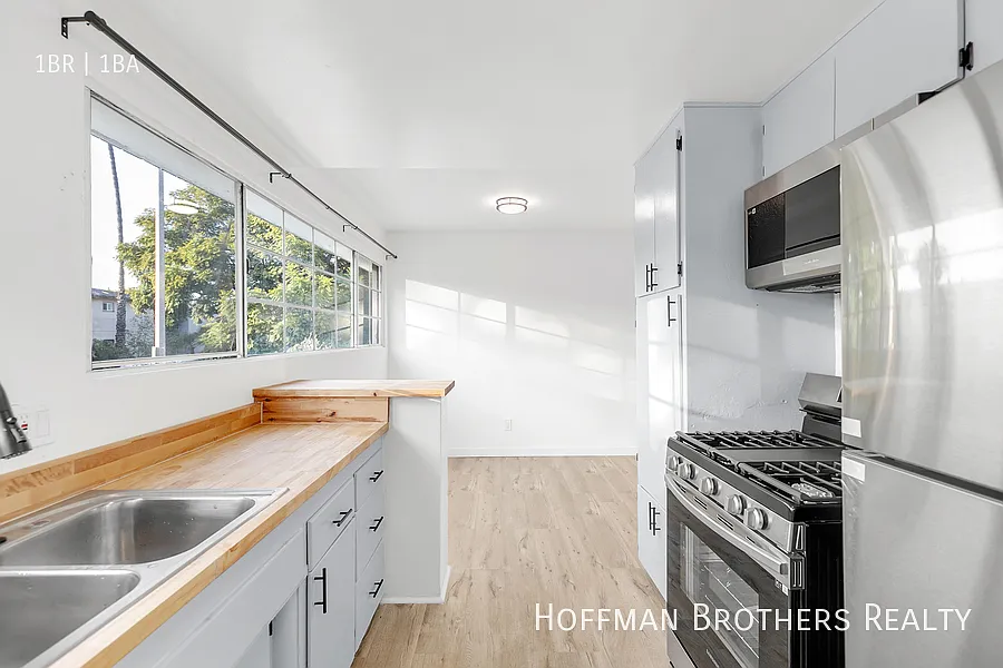 3934 Gibraltar Ave Los Angeles, CA 90008 — Photo 2