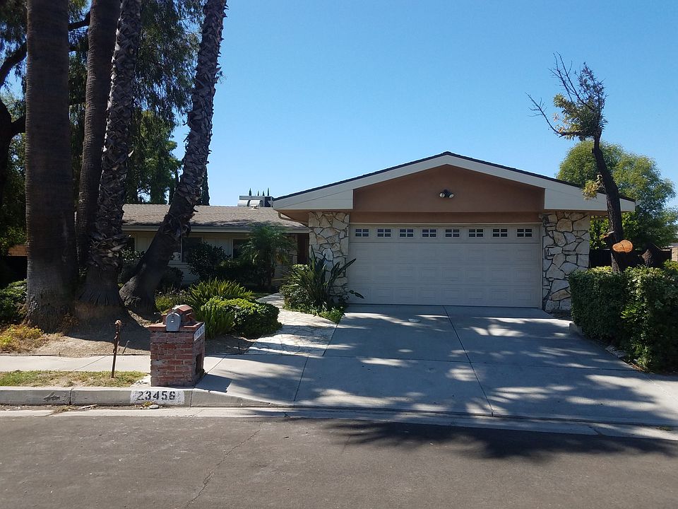 1st image of 23456 Candlewood Way