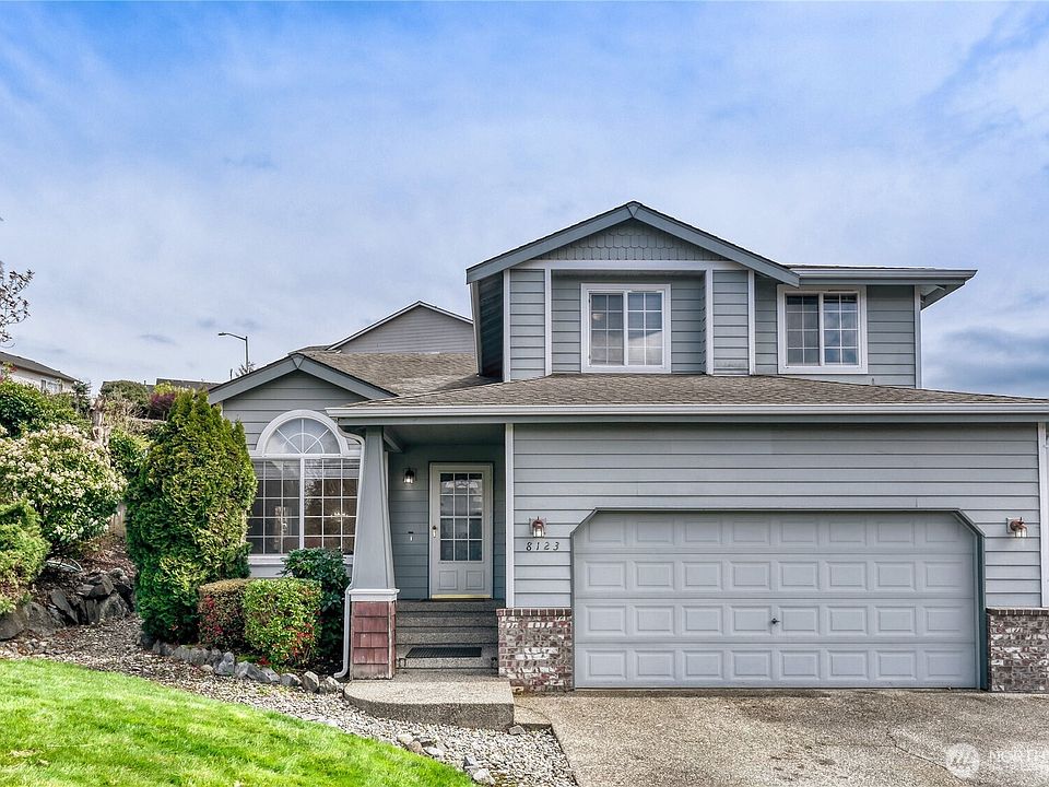 1st image of 8123 77th Avenue NE