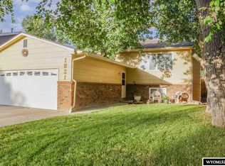 1821 S McKinley St, Casper, WY 82601