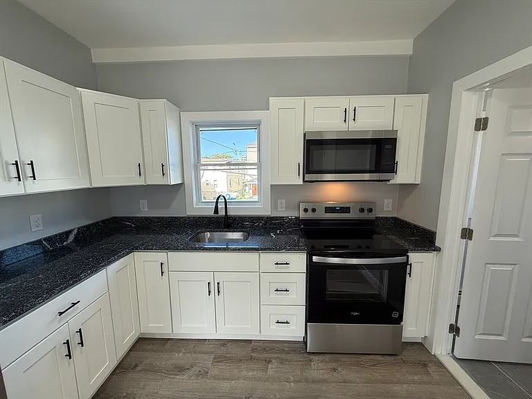 126 Cross St #2 — Photo 7