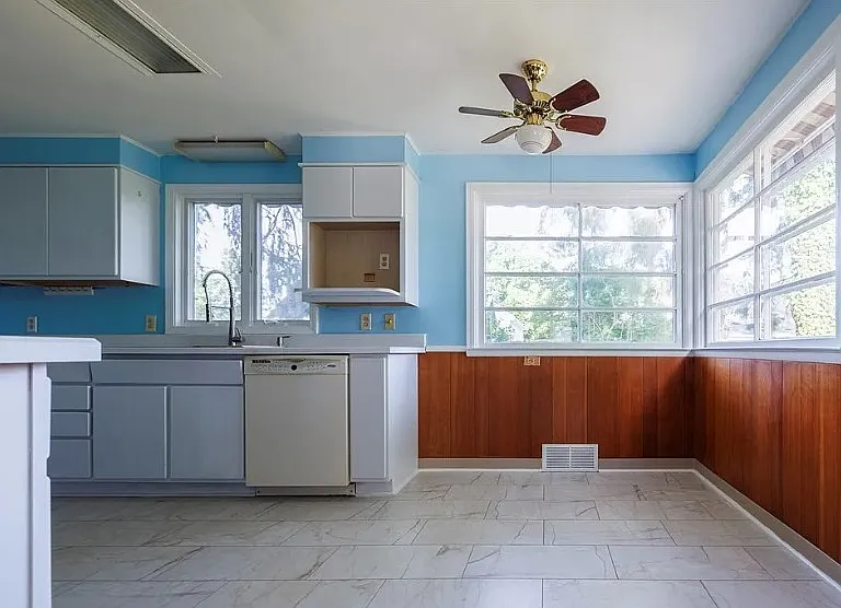 107 Woodlawn Ter — Photo 8