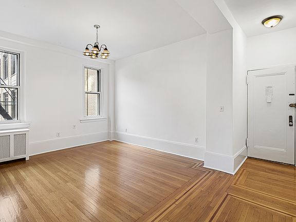 3rd image of 562 W End Ave APT 7d