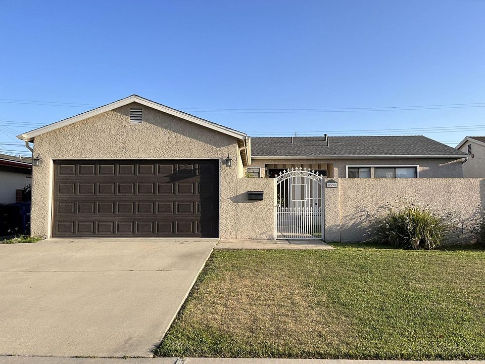 1st image of 8598 Holly Way