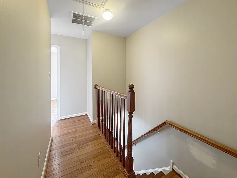 7419 Courtland Cir — Photo 13