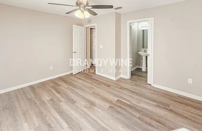 1013 E Eskimo Ave — Photo 14