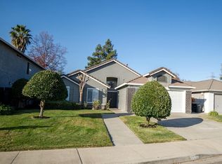 1592 E G St, Oakdale, CA 95361